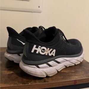 Hoka Clifton 7